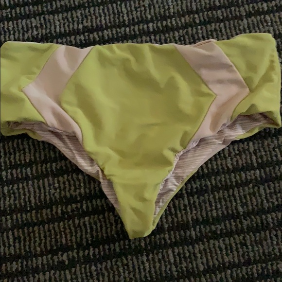 Acacia mid rise bottoms - Picture 1 of 2